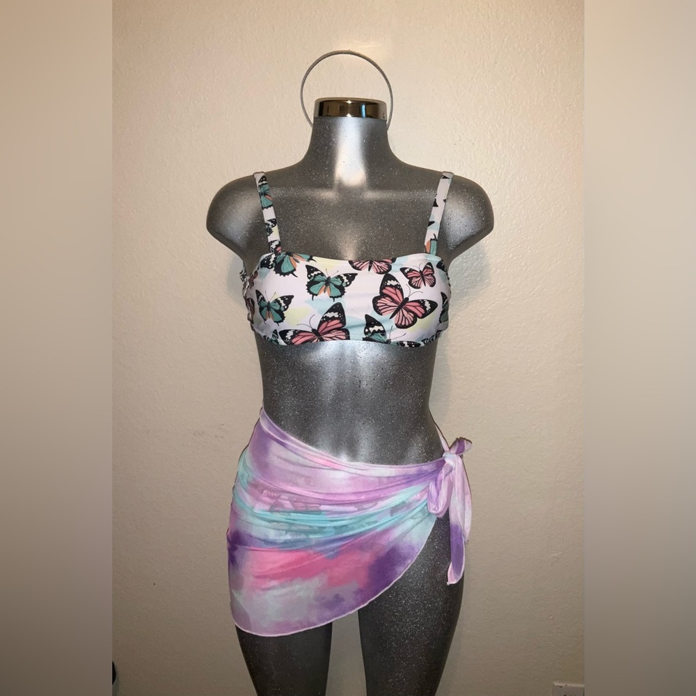 ZAFUL THREE PIECE SWIM SUIT; Size: Medium